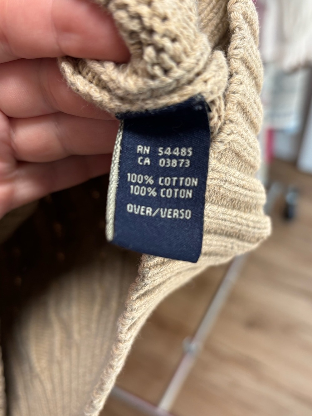 American Eagle "Vintage Slim Fit" cricket style, tennis prep v neck sweater, MED - Picture 7 of 7